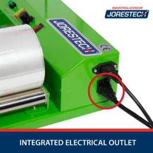 Primer plano de detalle de dos tomas eléctricas incorporadas en un sellador de película de embalaje retráctil JORES TECHNOLOGIES® con dispensador de rollo. El texto dice: toma eléctrica integrada