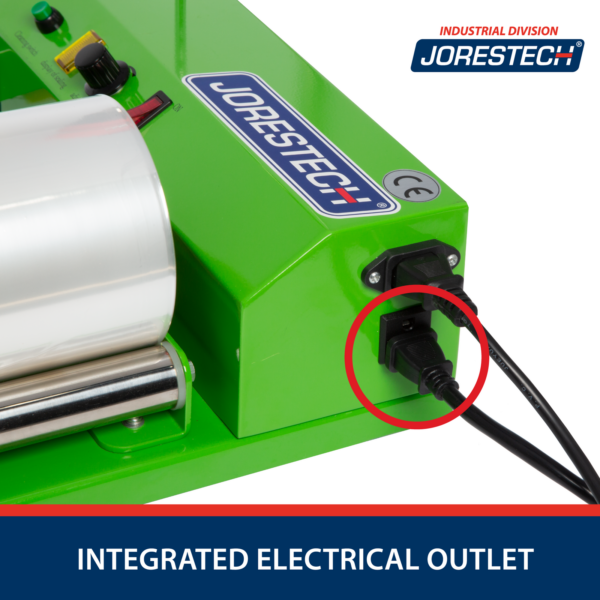 Primer plano de detalle de dos tomas eléctricas incorporadas en un sellador de película de embalaje retráctil JORES TECHNOLOGIES® con dispensador de rollo. El texto dice: toma eléctrica integrada