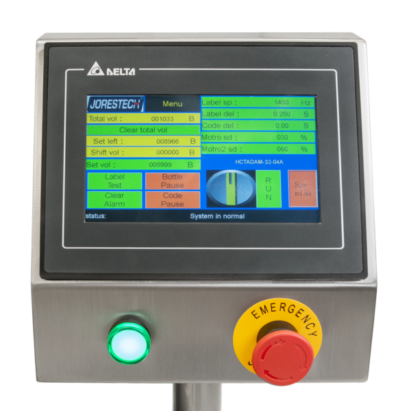 primer plano del panel de control digital en la aplicadora automática de etiquetas JORES TECHNOLOGIES® de acero inoxidable para envases planos