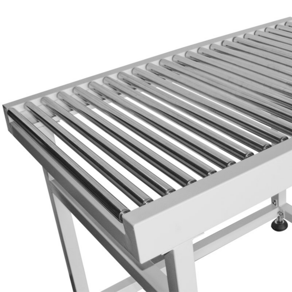 primer plano de mesa transportadora de rodillos por gravedad de acero