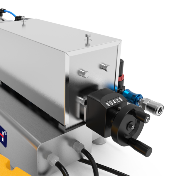 Máquina llenadora de pasta de baja viscosidad JORES TECHNOLOGIES® mostrada desde la parte trasera. Se aprecian fácilmente el ajustador de volumen de llenado y el conector de aire comprimido.