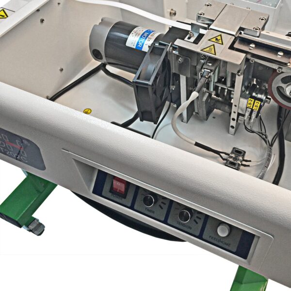 Mecanismo y recorrido de la cinta de la máquina semiautomática de flejado