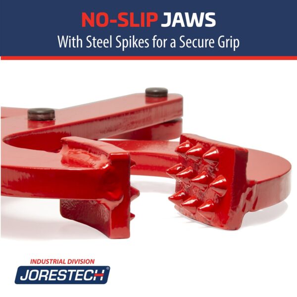 Primer plano que muestra las puntas de acero del jalador de pallets de tijera simple rojo JORES TECHNOLOGIES®. La franja superior azul con texto dice: mordazas antideslizantes, con puntas de acero para un agarre seguro