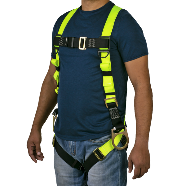 Vista frontal del torso de una persona que lleva el arnés de seguridad corporal JORESTECH de protección contra caídas 3D en amarillo de alta visibilidad y negro sobre fondo blanco