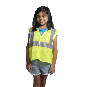 Niña de 5 años usando un chaleco de seguridad amarillo lima con bandas reflectantes para la escuela