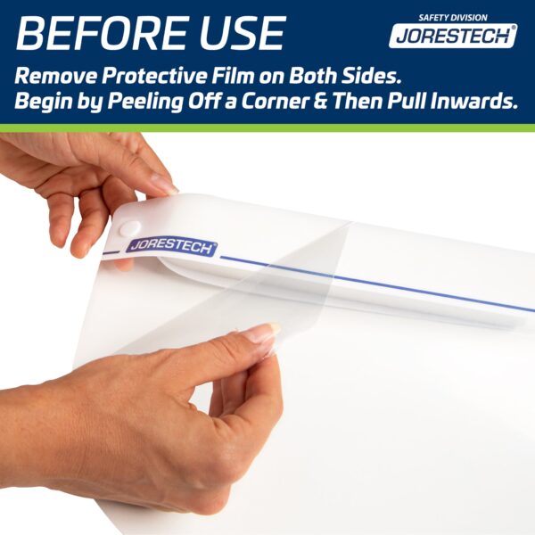 Primer plano de cómo retirar la película protectora antes de usar la pantalla facial. El banner dice: Antes de usar: retire la película protectora de ambos lados. Comience despegando una esquina y luego tire hacia adentro. Producto perteneciente a la División de Seguridad JORESTECH.