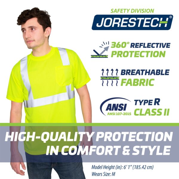 Un trabajador que lleva la camiseta de seguridad Jorestech totalmente amarilla. Íconos con texto que dicen: 360 grados de protección reflectante. Tejido transpirable. Tipo R clase II. Protección de alta calidad con comodidad y estilo.