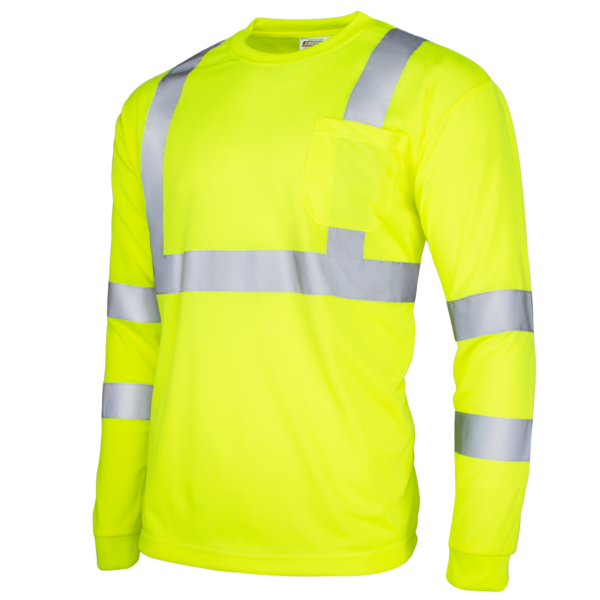Vista diagonal de la camiseta de manga larga de seguridad reflectante de alta visibilidad amarilla, clase 3 tipo R conforme a ANSI