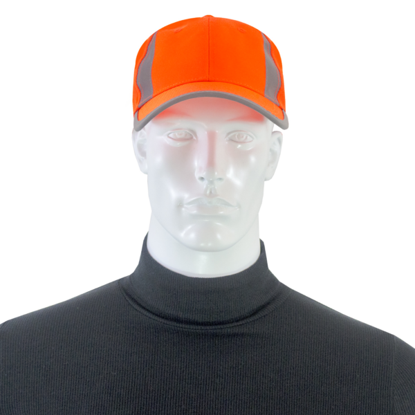 Un maniquí que lleva una gorra naranja de alta visibilidad con franjas reflectantes
