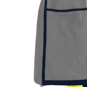 Polar fleece y bolsillo interior en la chaqueta de seguridad soft shell para protección contra el frío y la lluvia.
