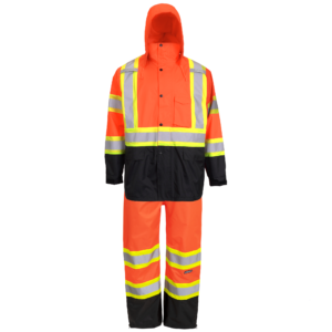 Conjunto de lluvia naranja de alta visibilidad con chaqueta y pantalón, con bandas reflectantes y una X en la espalda. Cumple con ANSI y CSA