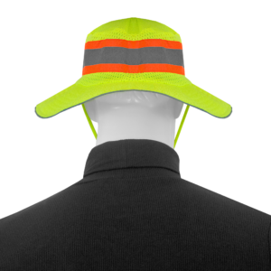 Vista trasera de un maniquí que lleva un sombrero boonie de seguridad JORESTECH de alta visibilidad color lima con franjas reflectantes y naranjas